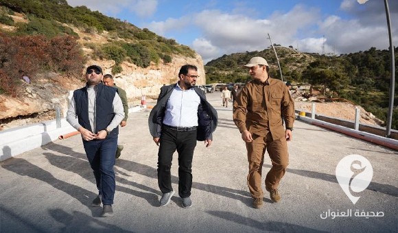 حماد يتفقد أعمال صيانة وتأهيل جسر الباكور في توكرة 