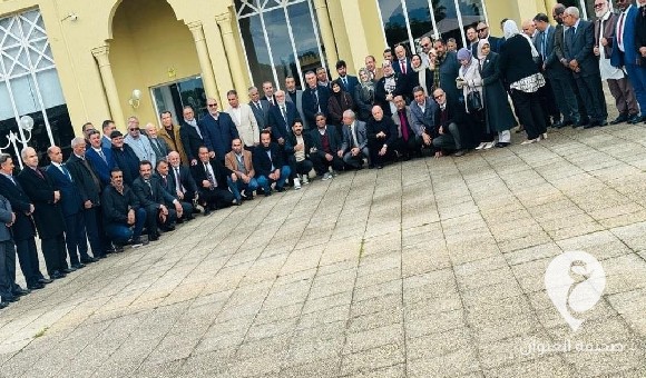 أعضاء النواب والدولة يدعون إلى تشكيل حكومة وطنية جديدة تنجز الاستحقاق الانتخابي  - PSD العنوان 14