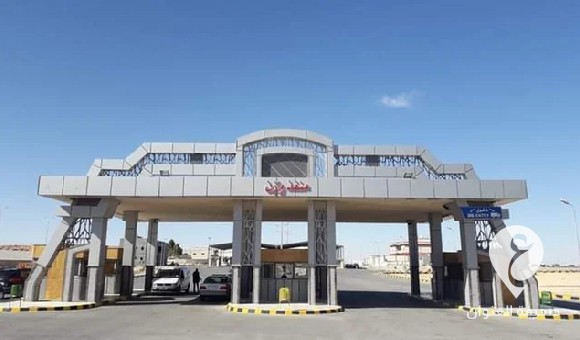 داخلية الدبيبة: منفذ وازن البري يشهد حركة طبيعية للمسافرين 
