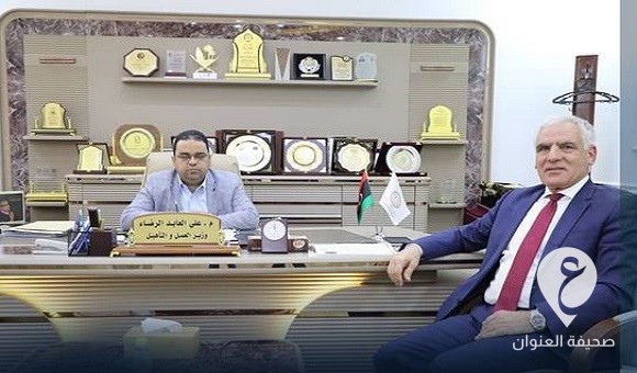 العابد والرعيض يبحثان تطوير سوق العمل - 435010772 945185960389352 1240531013666247653 n