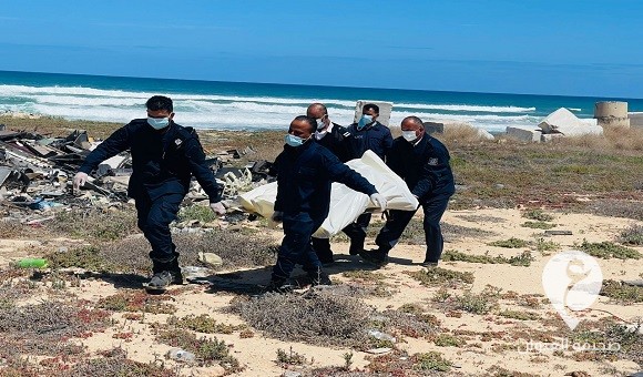 أمن السواحل: العثور على جثة مجهولة الهوية على شاطئ زليتن - 438118459 917128280419710 4427529404504697491 n
