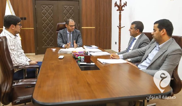 عبدالجليل يتخذ الخطوات الأولى لتفعيل مركز تطوير النظام الصحي 