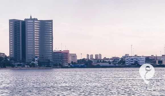 صندوق التنمية والإعمار يوقع عقدا مع شركة تركية لتنظيف "بحيرة 23 يوليو" في بنغازي