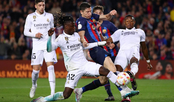 لمن تكون الغلبة في الكلاسيكو الليلة؟