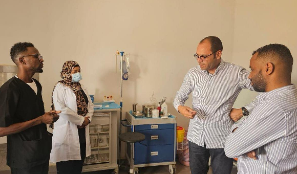 وزير الصحة يتفقد المراكز الصحية في الكفرة
