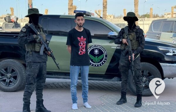 دعم المديريات: يضبط ثلاثة أشخاص قاوموا رجال الأمن أثناء سطوهم على مزرعة بطريق المطار  - 440958776 777019291285597 2759064271547963299 n