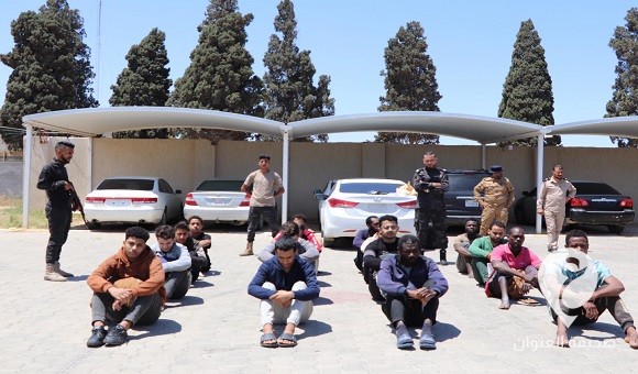 دعم المديريات تضبط مهاجرين غير شرعيين يستعدون للهجرة عبر ساحل زوارة - 441156786 748530010786783 9156198435460538998 n