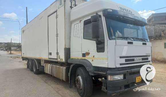 شحات.. ضبط شاحنة محملة بسلع منتهية الصلاحية 1 شحات.. ضبط شاحنة محملة بسلع منتهية الصلاحية - PSD العنوان 11