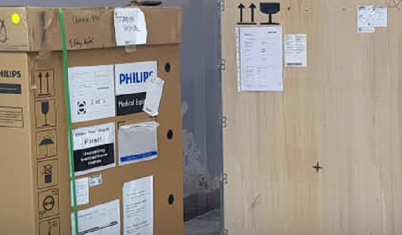 تسليم أجهزة طبية حديثة لمستشفى امحمد المقريف في إجدابيا