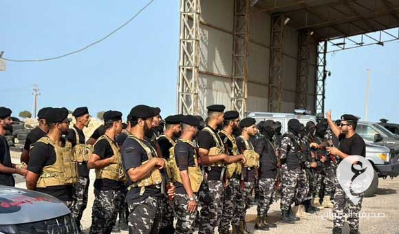 بالتزامن مع إعلان الداخلية موعد افتتاح منفذ رأس اجدير.. مجموعة مسلحة تُغلق  الطريق المؤدي للمنفذ - PSD العنوان 107