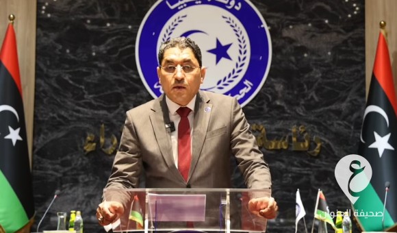 وزير العمل يعلن سداد 6 أشهر من مرتبات العاملين في الشركات المتعثرة والمنسحبة