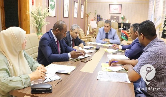 تعليم الدبيبة تعتزم تنفيذ برنامج تدريبي مُشترك حول إدماج الذكاء الاِصطناعي في المناهج التّعليمية