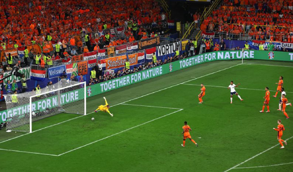 هدف واتكينز يقود إنجلترا لمواجهة إسبانيا في نهائي يورو 2024 