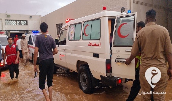 الكفرة.. إخلاء نزلاء مستشفى الشهيد عطية الكاسح بسبب الأمطار 6 الكفرة.. إخلاء نزلاء مستشفى الشهيد عطية الكاسح بسبب الأمطار - 455053591 908742397950667 2640744994266363235 n