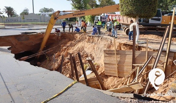 إغلاق الطريق العام في باب بن غشير بسبب هبوط أرضي - 457520622 829643269359333 3174223838145551093 n 1