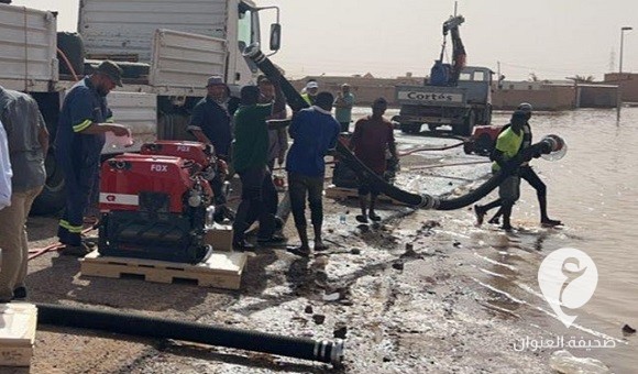 البريقة تشرع في شفط المياه المتراكمة أمام مستودع سبها النفطي لإعادته للعمل - 459796549 840601248263241 3593734100763438919 n