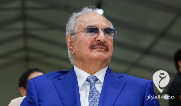 حضور القائد العام للقوات المسلحة في حفل تخريج جامعة درنة بعد الكارثة 1 حضور القائد العام للقوات المسلحة في حفل تخريج جامعة درنة بعد الكارثة