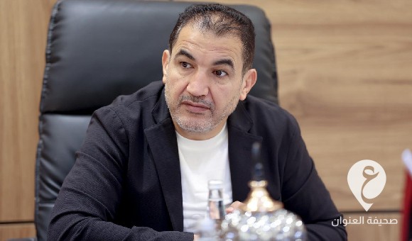 أبوزريبة يستعرض عمل لجنة فحص ملفات طلبة المعهد العالي للضباط المنطقة الشرقية