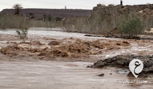 جدد المركز الوطني للأرصاد الجوية تحذيره بشأن جريان بعض الأودية نتيجة الأمطار الغزيرة المتوقع هطولها على المرتفعات