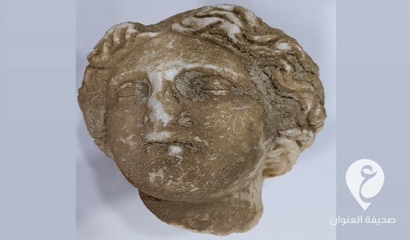 مواطن يسلم مراقبة آثار شحات رأس تمثال رخامي - ‏‏458384389 536879815524063 6561985169215131572 n نسخة