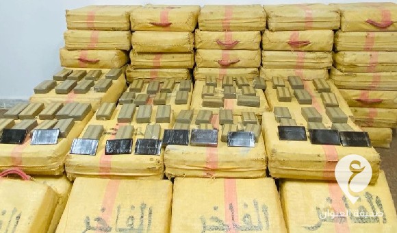 ضبط 2 طن من مخدر الحشيش في أمساعد