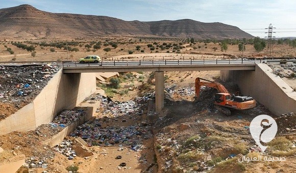 تواصل أعمال فتح وتنظيف مسارات التصريف في ترهونة استعداداً لفصل الشتاء - 466320584 913929587516804 3061162921060909620 n