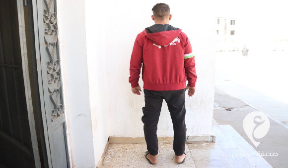 جنائي بنغازي يطيح بسارق محترف ويستعيد المسروقات في عملية دقيقة 1 جنائي بنغازي يطيح بسارق محترف ويستعيد المسروقات في عملية دقيقة
