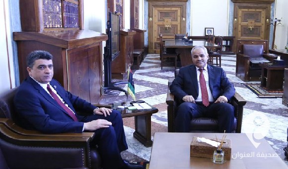 محافظ المركزي يناقش الوضع الاقتصادي مع رئيس ديوان المحاسبة