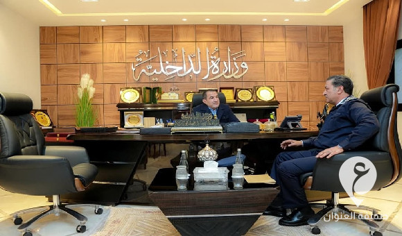 أبوزريبة يطلع على سير العمل الأمني في الجنوب الشرقي ويؤكد دعم الوزارة لجهود الاستقرار