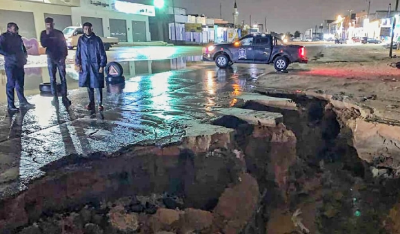 تحذيرات مرورية وهبوط أرضي في طرابلس مع استمرار التقلبات الجوية - PSDالعنوان 2024 08 16T100534 5 4 4 1 2