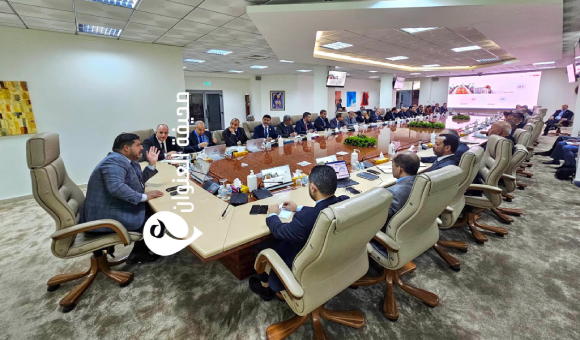 رئيس مؤسسة النفط يؤكد أهمية الاستمرار في العمل بنفس الوتيرة العالية