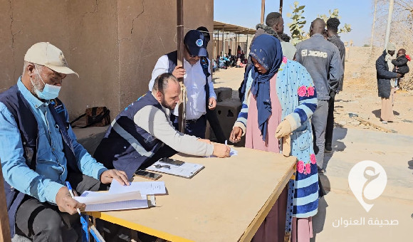 السامية لشؤون اللاجئين تقدم مساعدات إنسانية لـ800 لاجئ سوداني في سبها - مشروع جديد 6
