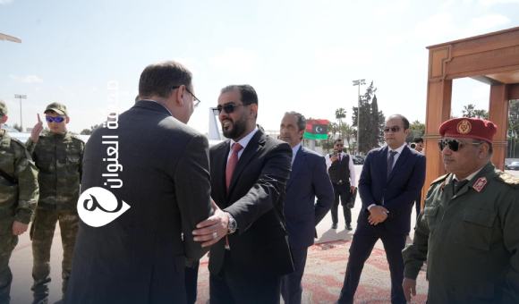 حماد يستقبل نائب رئيس وزراء بيلاروسيا في مطار بنينا الدولي 7 حماد يستقبل نائب رئيس وزراء بيلاروسيا في مطار بنينا الدولي - psd elenwan 2 6
