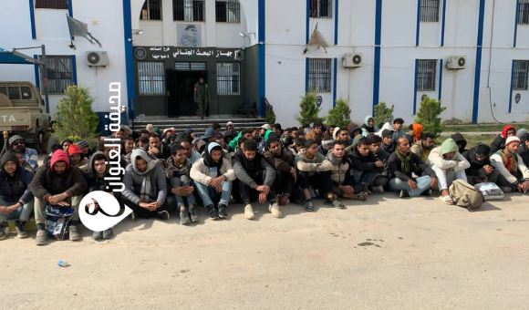 الغرفة الأمنية المشتركة تُعلن مداهمة أوكار الهجرة غير الشرعية وضبط مهربين في أمساعد - psd elenwan 1 6