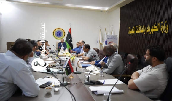 اجتماع في بنغازي لبحث اختناقات الكهرباء قبل الصيف 