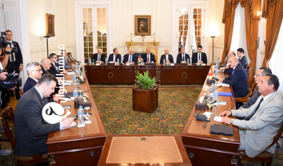 وزراء خارجية مصر وتونس والجزائر يطالبون بحل عاجل للأزمة الليبية - psd elenwan 2025 05 31T153930.527