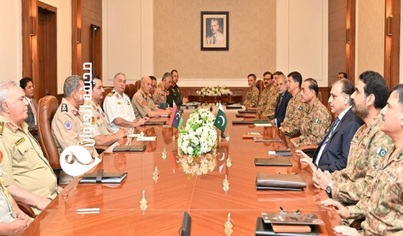 لقاء بين رئيس أركان القوات البرية الليبية ورئيس أركان الجيش الباكستاني لبحث التعاون الدفاعي - psd elenwan 1 21