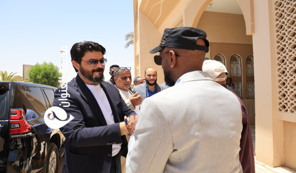 وكيل وزارة الصحة يبحث أزمة نقص الدواء والرعاية الصحية في الجنوب 