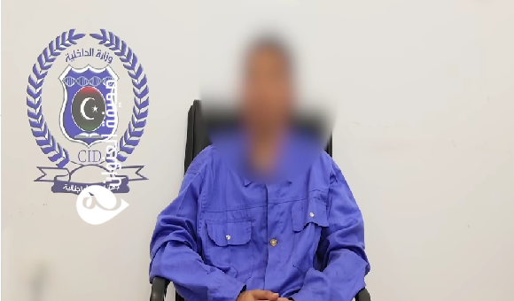 الإطاحة بعصابة سطت على مواطن من بنغازي قرب الدافنية