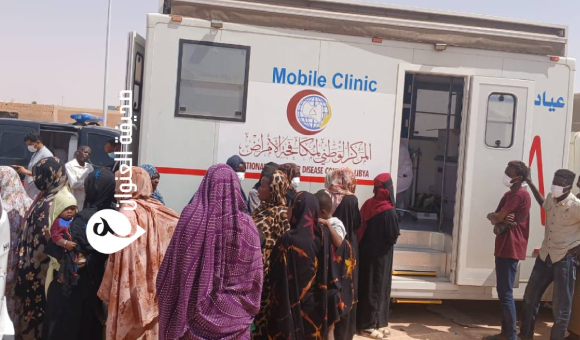 قافلة طبية ليبية تقدم خدمات عاجلة لمخيم النازحين السودانيين في الجنوب - psd elenwan 53