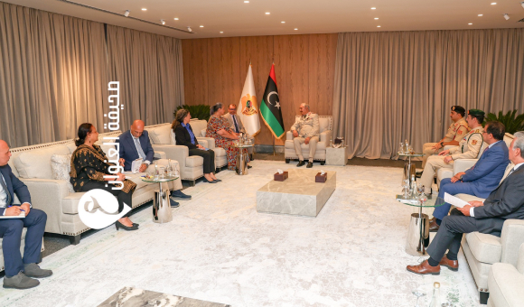 المشير حفتر يستقبل المبعوثة الأممية لبحث خارطة الطريق والمسار الانتخابي في ليبيا 9 المشير حفتر يستقبل المبعوثة الأممية لبحث خارطة الطريق والمسار الانتخابي في ليبيا - psd elenwan 15