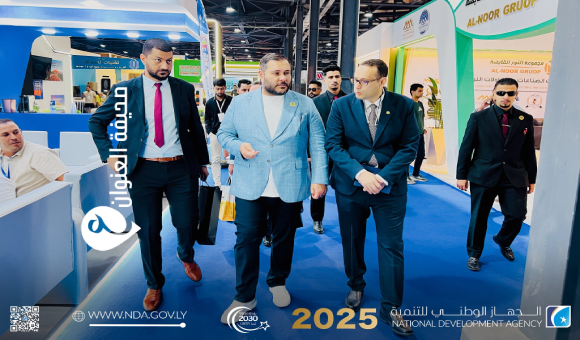 المدير التنفيذي للجهاز الوطني للتنمية يزور معرض بنغازي الدولي للإنشاءات