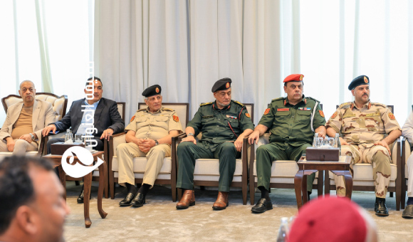 نائب القائد العام يلتقي مشايخ وأعيان قبائل أولاد علي وعدداً من القبائل في بنغازي - psd elenwan 4 7