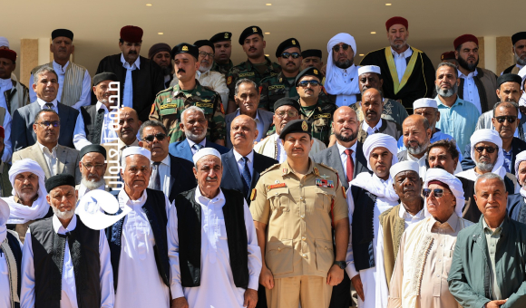 نائب القائد العام يستقبل وفداً من مشايخ وأعيان قبيلة أولاد سليمان في بنغازي - psd elenwan 7 5