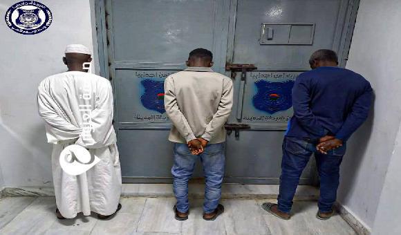 الأمن يوقف ثلاثة سودانيين إثر مشاجرة في أجدابيا