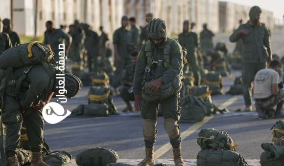 اللواء 106 صاعقة يُنفذ قفزًا مظليًا ضمن دورة تدريبية في مدينة المشير العسكرية - psd elenwan 8 4