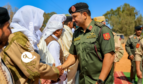 نائب القائد العام للقوات المسلحة يزور أم القنديل ويلتقي مشايخ وأعيان قبيلة الحسون بسرت - IMG 20251016 WA0263