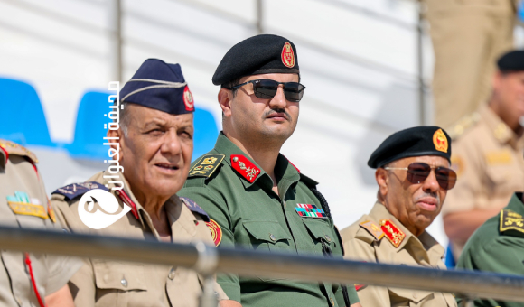 رئيس الأركان العامة يقف على تدريبات طلبة الكلية العسكرية بمدينة المشير في بنغازي - psd elenwan 34