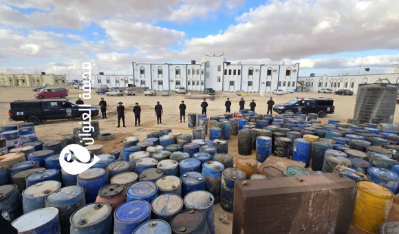 إحباط تهريب وقود في أمساعد من قبل أجانب - psd elenwan 2025 11 17T105555.843