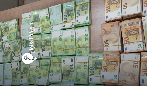 إحباط محاولة تهريب 495 ألف يورو في مطار معيتيقة الدولي - psd elenwan 3 17